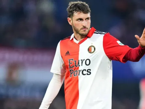 Figura histórica de la Naranja Mecánica le pide a Santiago Giménez que se quede en Feyenoord