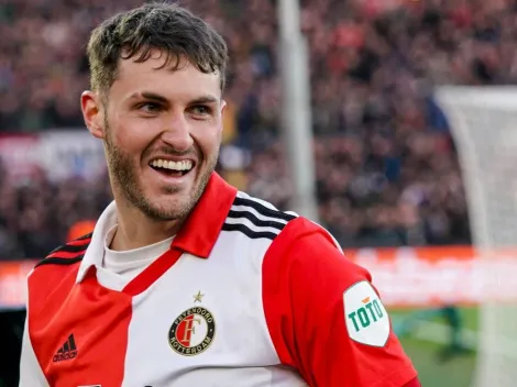 ¡Lo aman! La leyenda del Feyenoord que llenó de elogios a Santi Giménez