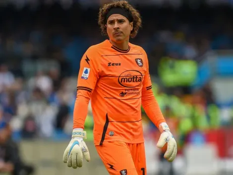 Las atajadas de Ochoa no fueron bien recibidas en Napoli