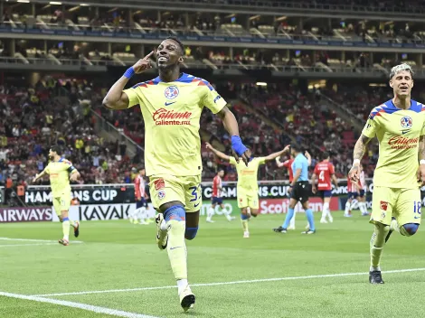 La increíble de Julián Quiñones enfrentando a Chivas