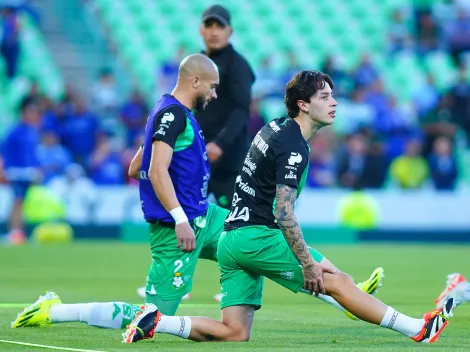 Problemas para Nacho Ambriz: se confirmó otra baja en Santos