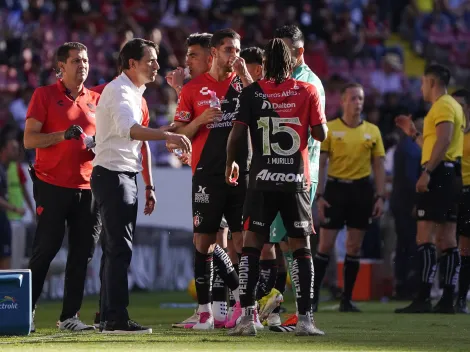 Atlas: Beñat San José recibe apoyo de la plantilla