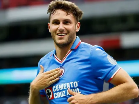 ¿Santi Giménez irá a ver la final? Afición de Cruz Azul se ilusiona con presencia del 'Bebote'