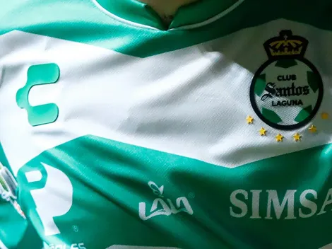 Fanáticos de Santos reclaman el regreso de un ídolo que se quedará sin equipo