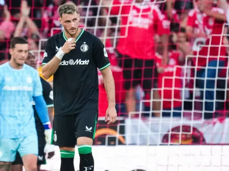 Santiago Giménez sufrió una estrepitosa derrota con Feyenoord