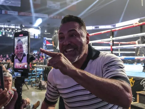 Óscar de la Hoya carga contra Floyd Mayweather