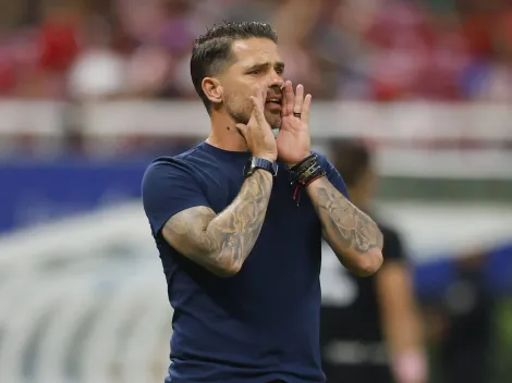 Alberto Lati sepultó a Fernando Gago por deshonrar a Chivas de Guadalajara