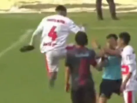 Locura en el ascenso argentino con un jugador que atacó brutalmente a un árbitro