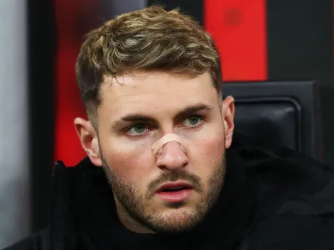 Santiago Giménez logra récord de ventas de camisetas en Milan