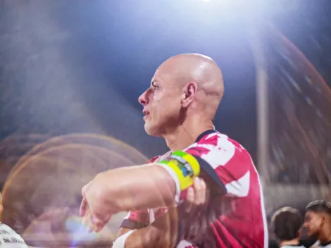 Chicharito y su gesto desafiante a los aficionados del América tras el triunfo de Chivas