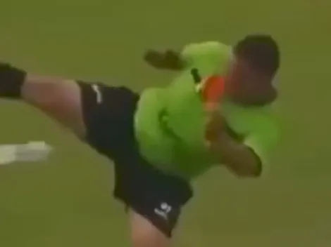 La brutal patada karateka de un árbitro a un aficionado en Perú