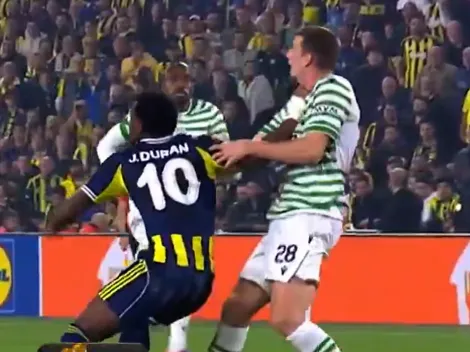 La insólita expulsión de Jhon Durán en el Fenerbahce vs. Ferencvaros por la UEFA Europa League 2025-26