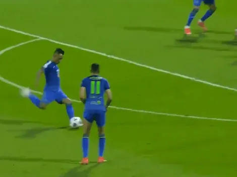 Llega con todo: Christian Cueva metió un golazo de tiro libre con Al Fateh