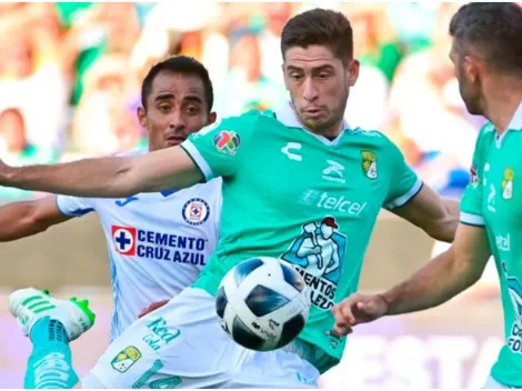 Santiago Ormeño y el espectacular golazo ante el Cruz Azul de Yoshimar Yotún