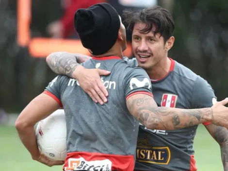 Mostraron su talento: Selección jugó teqball entre Cueva y Carrillo ante Yotún y Lapadula