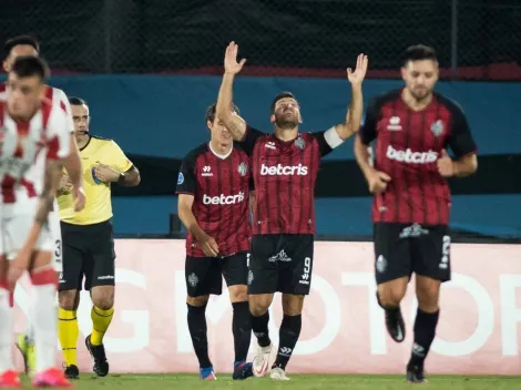 Revive el gol de Jean Pierre Archimbaud que le dio el triunfo a FBC Melgar en Montevideo