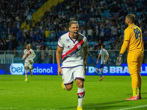 Con Paolo Guerrero desde el segundo tiempo, Avaí cayó ante Atlético Goianiense