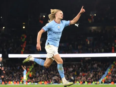 Manchester City gana y lo pone en jaque al Arsenal