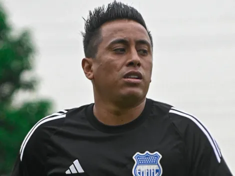 Hinchas de Emelec explotaron contra su DT por sacar a Christian Cueva ante LDU: “No lo quiero ver nunca más a Nasuti”