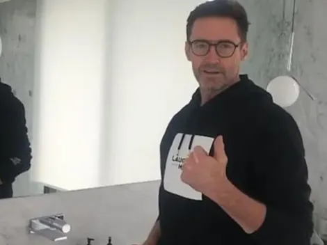 Hugh Jackman enseña cómo lavarse las manos para prevenir el Coronavirus