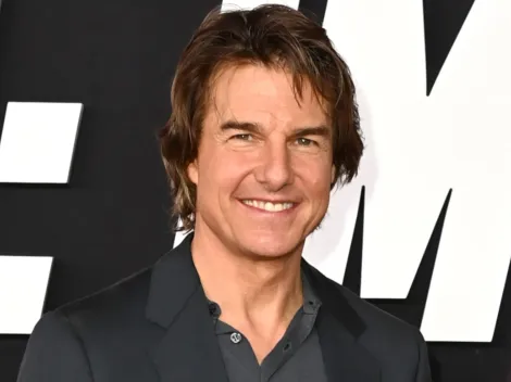 What is Tom Cruise's possible pay for his 2024 Olympics Closing Ceremony stunt?