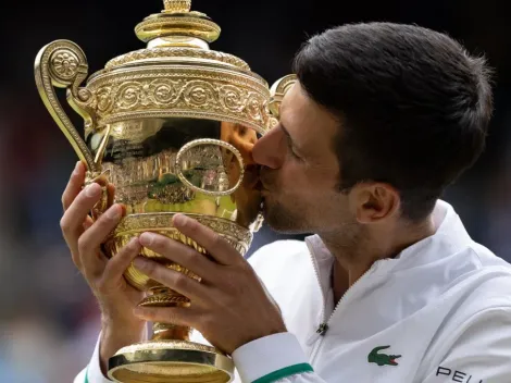 Djokovic gana Wimbledon y empata a Federer y Nadal en Grand Slams