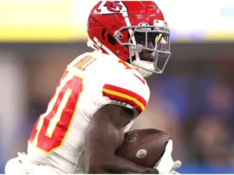 Tyreek Hill sale de lista de COVID, jugará ante Pittsburgh Steelers