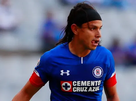 Flores no puso excusas por la falta de lateral derecho en Cruz Azul