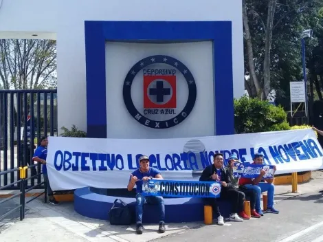 Hermoso: fanáticos de Cruz Azul llegan a La Noria a mostrar su apoyo