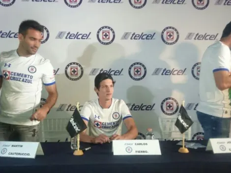 Cruz Azul organiza gran firma de autógrafos en centro comercial