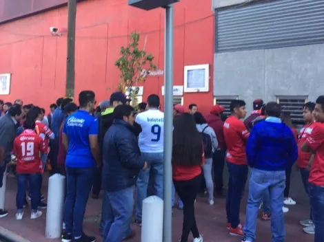 Pocos aficionados de Cruz Azul en el Nemesio Diez para juego vs Toluca