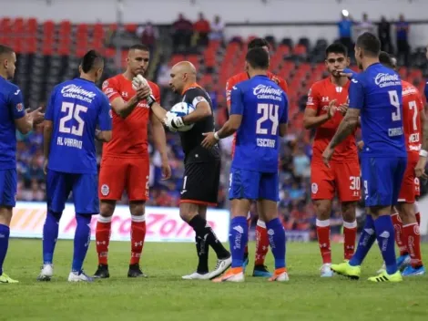 Emotivo: así fue el homenaje del retiro del Conejo Pérez en Cruz Azul