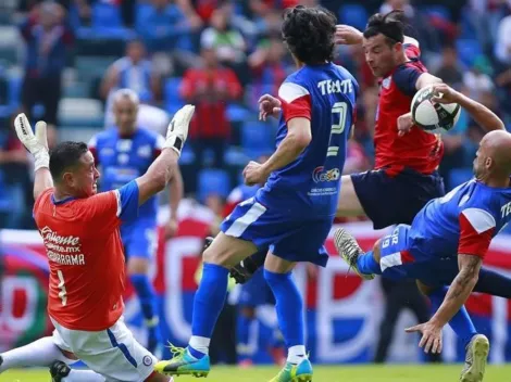 Promotores no pagan a leyendas de Cruz Azul tras juego ante Atlante