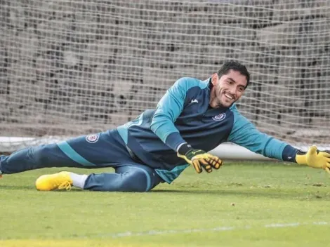 José de Jesús Corona no llegó a la práctica de hoy de Cruz Azul