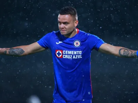 VIDEO: Cabecita falla el penal pero anota el primer gol de Cruz Azul