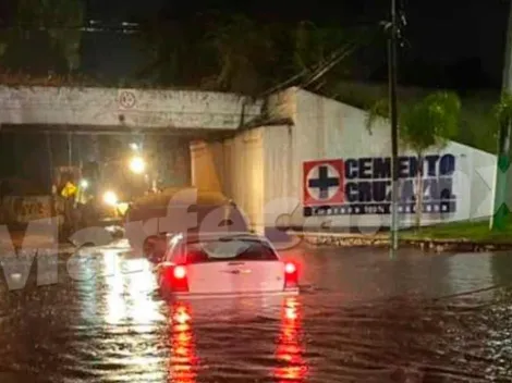 Ciudad Cooperativa Cruz Azul se inunda por desbordamiento de río