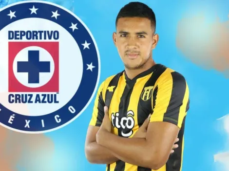 Posible refuerzo coquetea con Cruz Azul y hasta lo consultaría con Aguilar y Romero