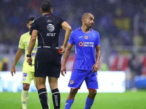 Afición de Cruz Azul se va en contra de Baca y Cata tras goleada de América