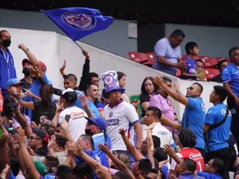 VIDEO: Fanático de Gallos es agredido por simpatizantes de Cruz Azul