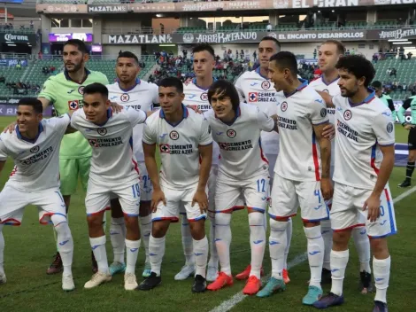 Alineación y formación inédita de Cruz Azul