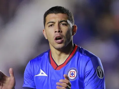 ¿Por qué Erik Lira no fue titular en Cruz Azul ante Pumas?