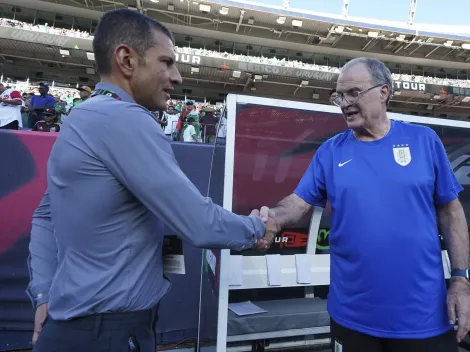 Marcelo Bielsa se disculpó con Jaime Lozano por exponer su error con Santi