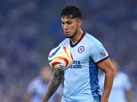 Carlos Salcedo aparece públicamente y asombra a todo Cruz Azul