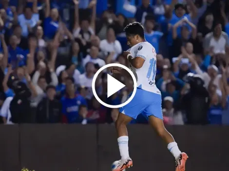 El gesto de Amaury Morales con la afición tras su bautismo de gol en Cruz Azul