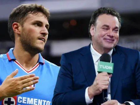 "Jugó por ser el hijo del Chaco": Faitelson arremete contra Santi Giménez