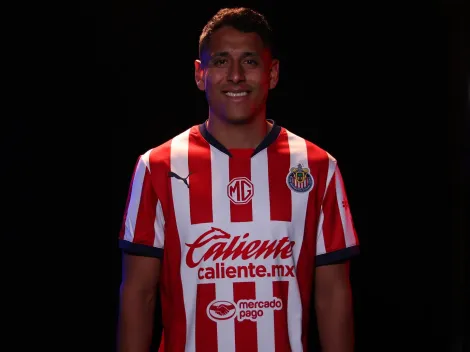 Luis Romo fue presentado en Chivas con dardo incluido para Cruz Azul