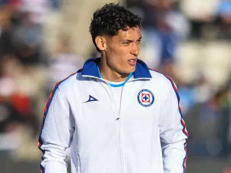 La afición de Cruz Azul abucheó a Chiquete Orozco