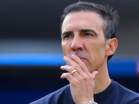 Llegó por pedido de Vicente Sánchez a Cruz Azul y se quejó: "No puedo..."