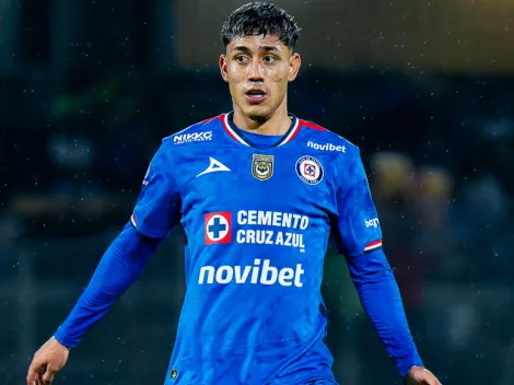 Omar Campos casi abre el marcador con un golazo para Cruz Azul