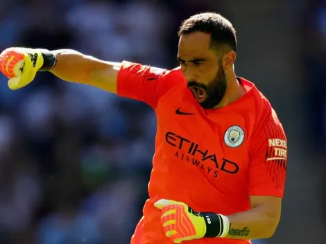 ¡Claudio Bravo vuelve a ser citado en Manchester City!